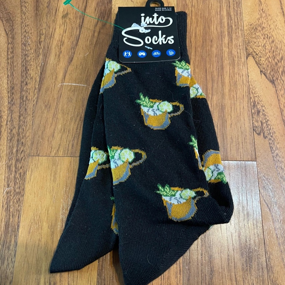 Into Socks Moscow Mule Cocktail Crew Socks Mens 7-12 Black Novelty NWT